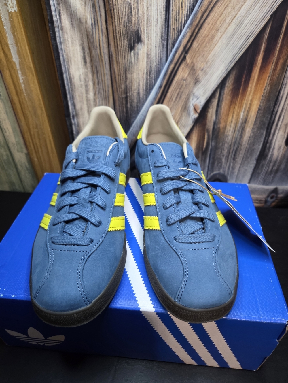 adidas Gazelle Indoor - Collegiate Green / Hazy Blue - Size 5 - NIB